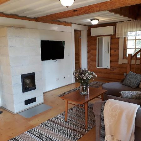 Paehkli Seaside Cottage With Cozy Outdoor Patio Koiguste Eksteriør bilde